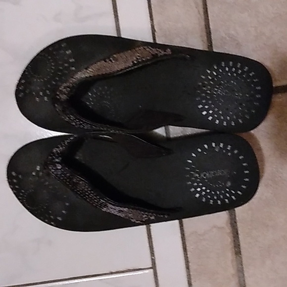 ! Xhileration flip flops sequins and a small lift black - Picture 1 of 8
